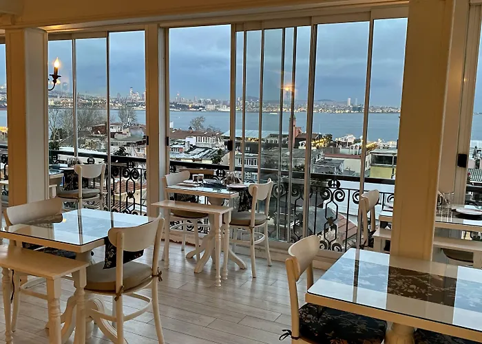 Avicenna Sultanahmet